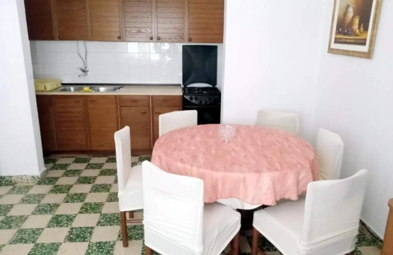 Apartments With A Parking Space Banjol, Rab - 22422 Rab Town 0*,  Croatia