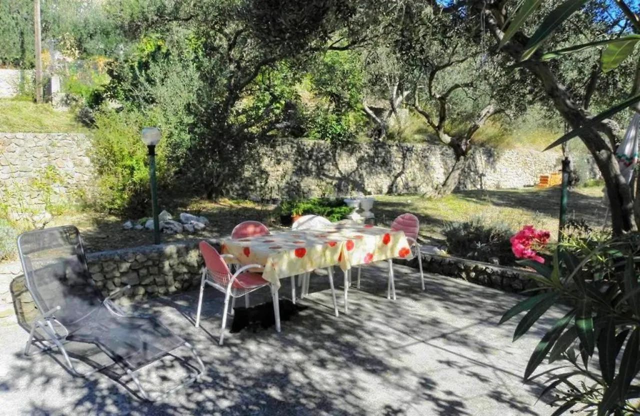 Apartments With A Parking Space Banjol, Rab - 22422 Rab Town 0*,